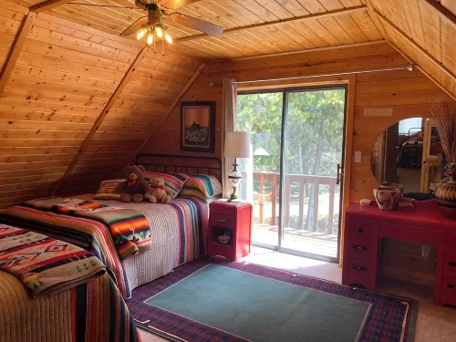 Beautiful cabin nestled in the whispering Aspens of Island Park, Idaho.  5 STAR! - Gym