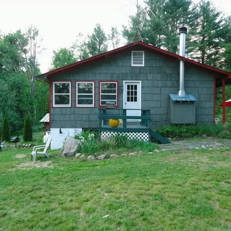 PET-FRIENDLY - Wonderfully Situated. A Truly Beautiful Setting.