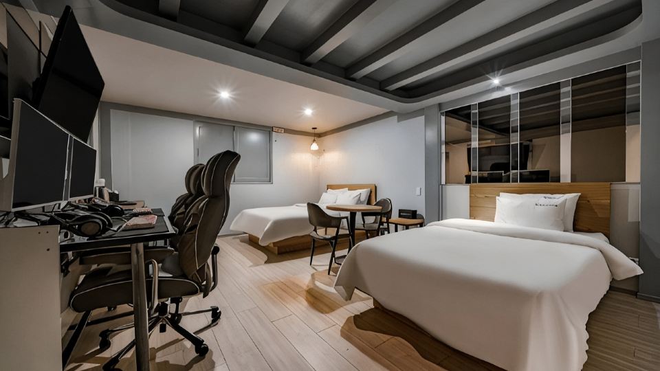 Gimhae Tour Hotel