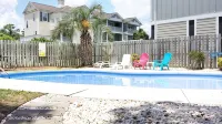 SurfsUp HiTide! Steps From The Beach! - Swimmingpools
