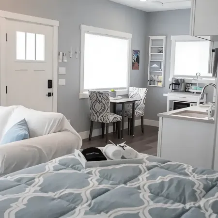 Olympic Mountain View Retreat on Serene Acreage!