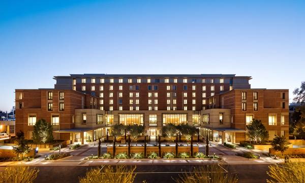 Ucla Meyer & Renee Luskin Conference Center