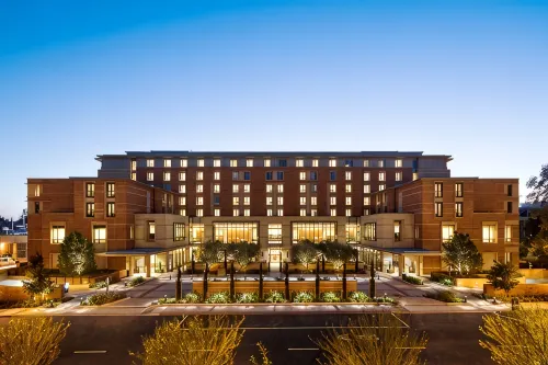 UCLA Meyer & Renee Luskin Conference Center - 4-Star
