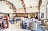 True Ski in/Out Luxury Condo - 3-Star