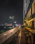 Oakwood Hotel & Residence Surabaya - Quầy Bar