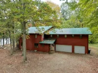 Private Lake Front Home With Pontoon Rental Available On Property - Boutique
