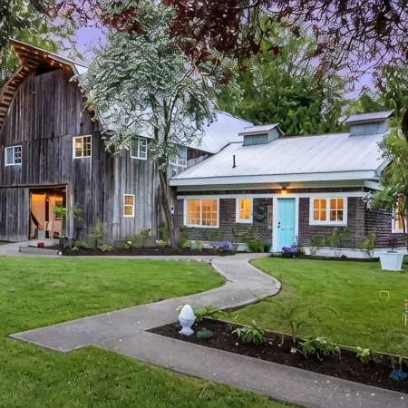 The Retreat at August Ciderhouse- Farmstay 5 minutes from Edmonds-Seattle ferry