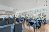 Marine Hotel - breakfast