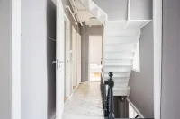 S54 - Private Rooms in the City Center - 2-Star