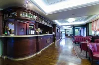 Hotel Ovidius - parking