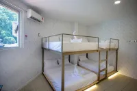 Lazy Cat Home at Gaya Street - Guest houses