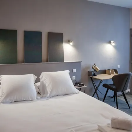 Lhotel
