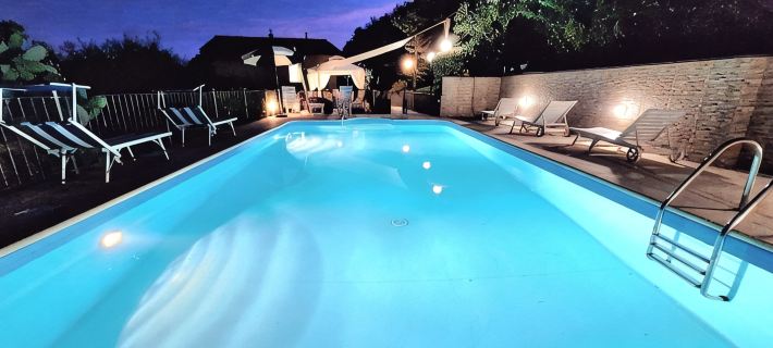 Hill Palace Villa, Private Pool, Sea View, Full Privacy, Easy Accessible by Car Hotel a Camaiore