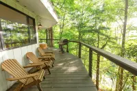 Whimsical Mountain Roundhouse Among the Trees - Chalets