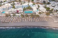 Kamari Beach Hotel - Beach
