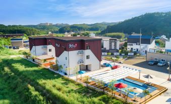Gyeongju Cheongdam Pool Villa Pension