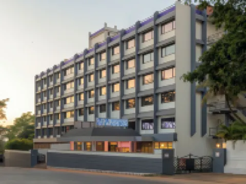 門格洛爾舊港路維旺塔酒店 - 之前稱為泰姬曼札倫酒店 芒伽羅酒店