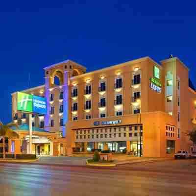 Holiday Inn Express Torreon Hotel Exterior