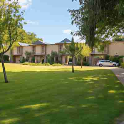 Le Manoir du Lys, The Originals Relais Hotel Exterior