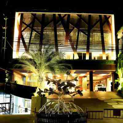 The Crystal Luxury Bay Resort Nusa Dua Hotel Exterior