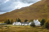 The Cluanie Inn Hotels in Inverness
