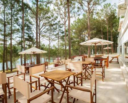 โรงแรมเซเรจา & รีสอร์ต ดาลัต โรงแรมในด่าหลัต