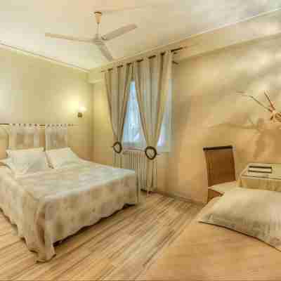 B&B Hôtel à Montélimar avec piscine l Le Printemps Rooms