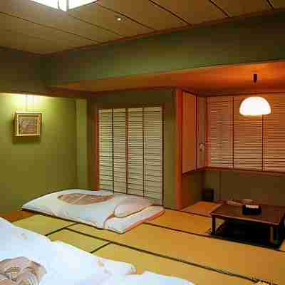 Utsunomiya Inter Resort Hotel Rooms