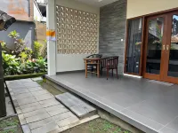 Warsa's Garden Bungalow and Spa