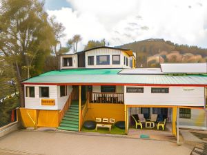 The Hosteller Mukteshwar