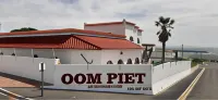 Oom Piet Accommodation Hotel di Gansbaai