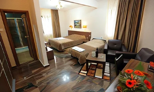 Hotel Kratis