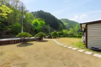 Chuncheon Vida Feliz Pension Hotels near Nami Island