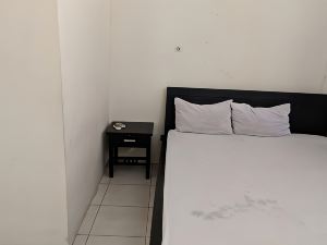 OYO 93848 Kost Reski 1