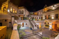 Elegance Cave Suites & Restaurant فنادق في غوريم