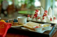 โรงแรมฟ้าหลวงเรสซิเด้นซ์ - พร้อมอาหารเช้า