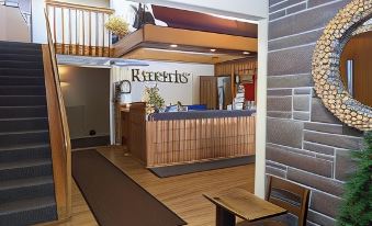 Riverside Inn