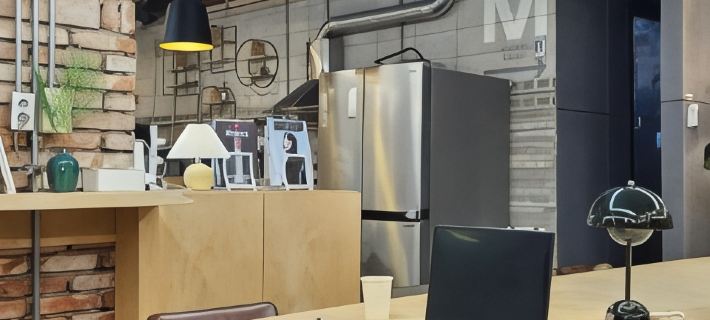 Travel Light Hostel Hotels in Pusan
