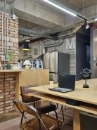 Travel Light Hostel