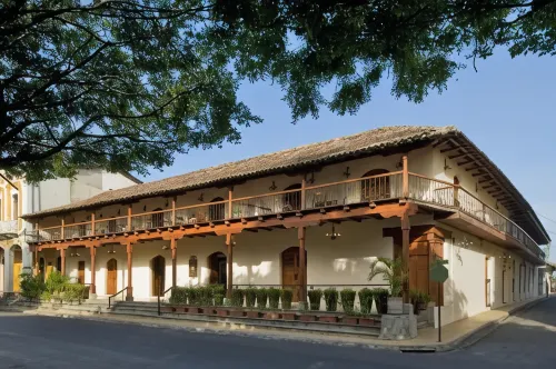 Hotel Plaza Colon - Granada Nicaragua - 3-Star