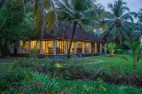 Baymaas Lake House