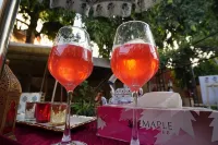 Travellers Village Resort -City Centre Near JAL Mahal Jaipur - Auberges de jeunesse