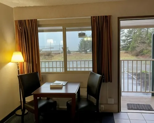 AmeriCoast Inn Hotels in Curry County