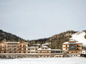 엑셀시어 돌로마이트 라이프 리조트