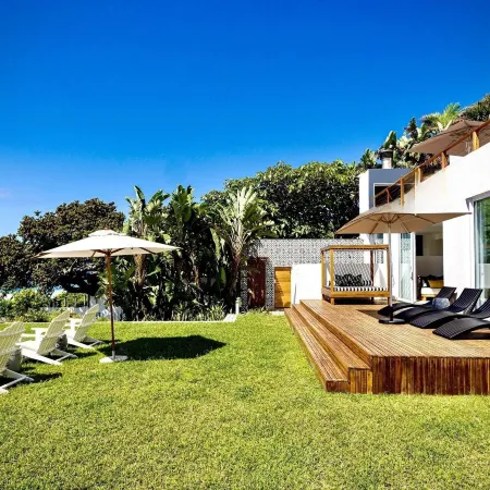 Dolphin Coast Yolo Spaces - the White House Boutique Villa