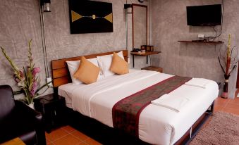 White Jail at Koh Tao Hostel