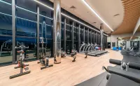 Incredible CBD View Apartment Hotels near OKAMI Japanese Restaurant - Footscray