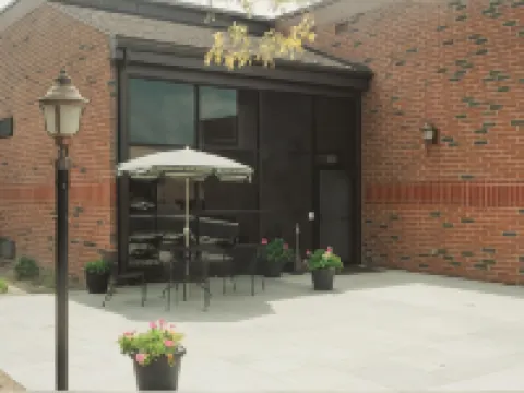 メドウ コート イン イサカのホテル