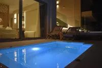 Niriides Palace - Beach