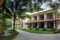 Victoria Cliff Nyaung Oo Phee Island Hotels in 